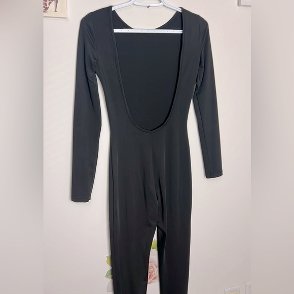 Full body jumpsuit - Picture 1 of 11